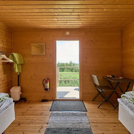 Itaerajan Helmi Farmház